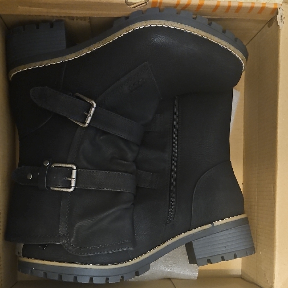 Globalwin Black Ankle Boots with Buckle Detail